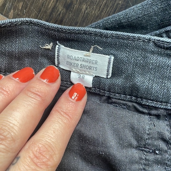 Madewell Roadtripper Biker Shorts - Picture 5 of 9